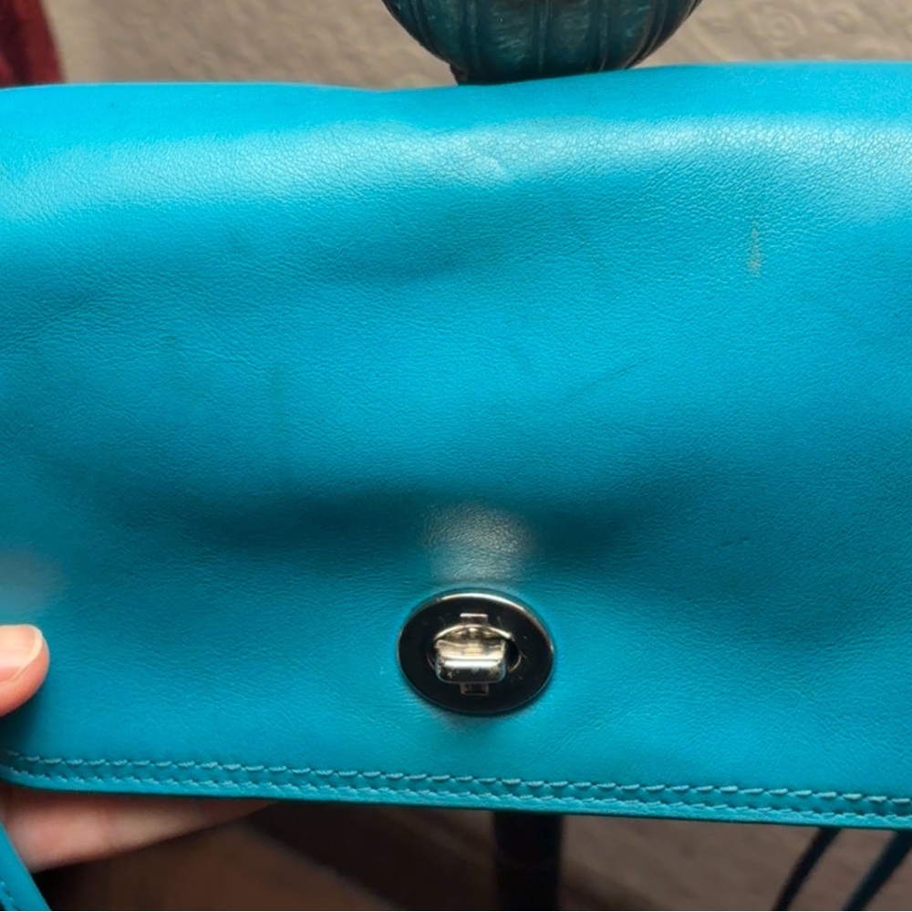 Coach legacy Penny Turnlock Crossbody vintage turquoise color - Picture 10 of 13